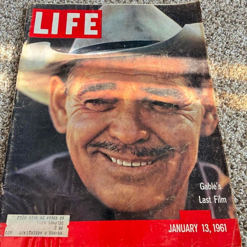 Life-authentic-apparel Magazines